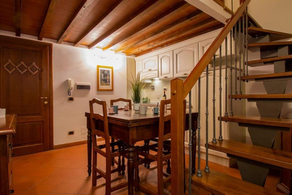 Апартаменты Demedici Apt W/ 2Br 1' Walk Uffizi & Ponte Vecchio Флоренция Экстерьер фото